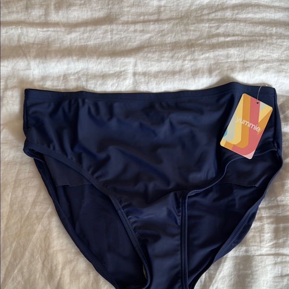 Yummie Navy high waist Bikini Bottom